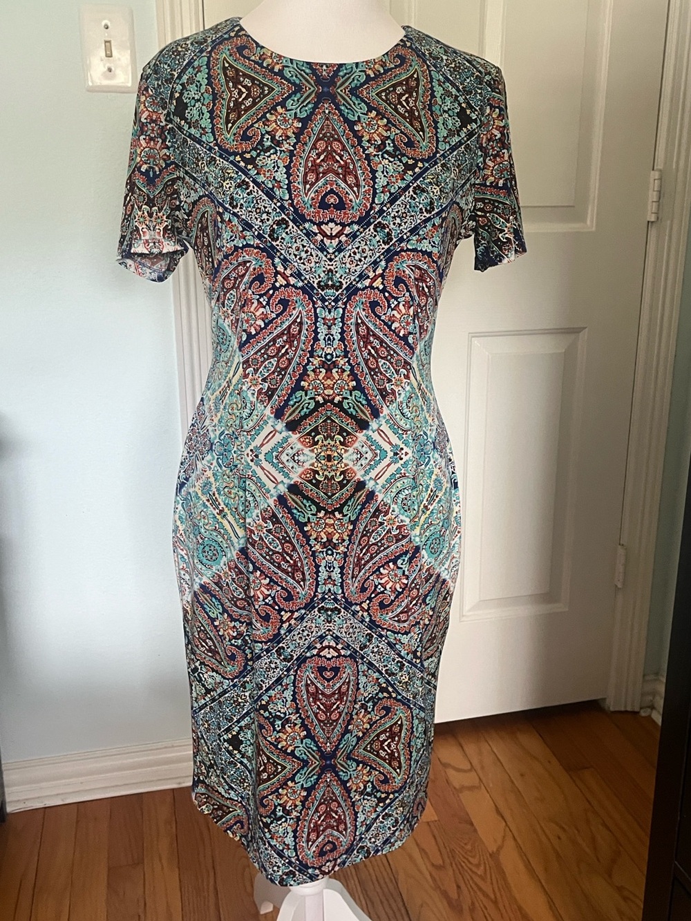 London Times multi colored print size 8 dress